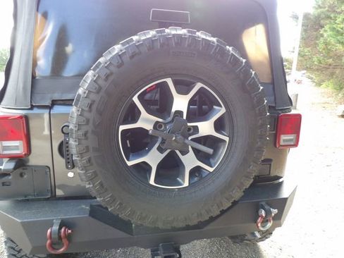 Used 2016 Jeep Wrangler Unlimited Sport w/ Quick Order Package 24S AWD/4WD image 8