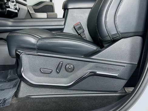 Used 2024 Ford F350 Platinum image 27