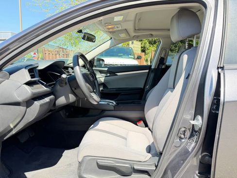 Used 2018 Honda Civic EX-T image 11