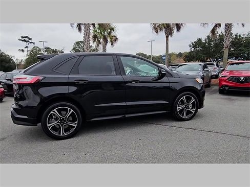 Used 2020 Ford Edge ST image 26