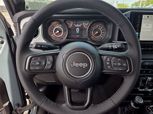 New 2025 Jeep Gladiator Sport AWD/4WD image 50