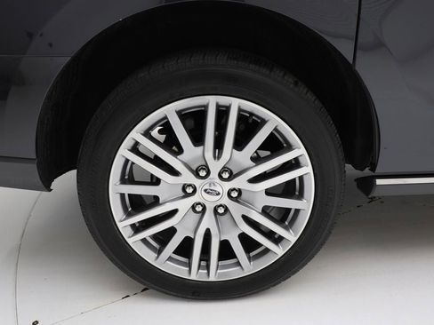 Used 2024 Ford Expedition Max Limited image 10