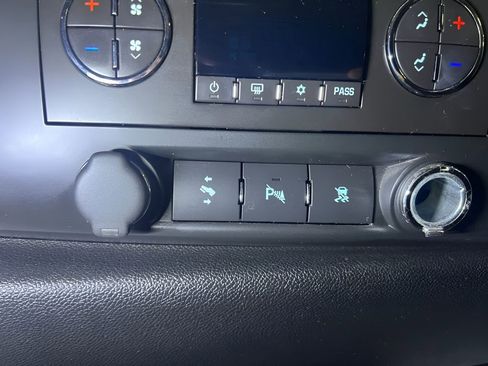 Used 2009 GMC Sierra 2500 SLE w/ Convenience Package image 35