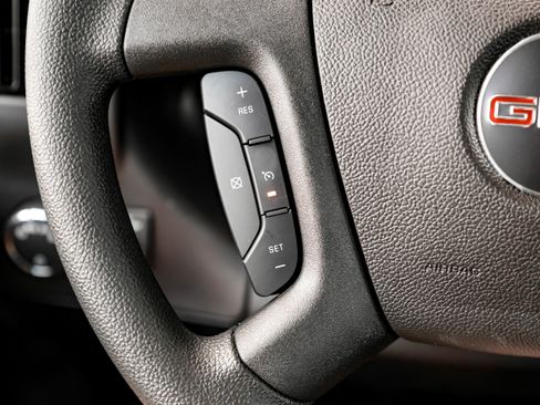 New 2025 GMC Savana 3500 w/ Driver Convenience Package image 20