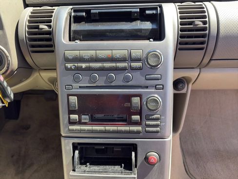 Used 2004 INFINITI G35 Coupe w/ Premium Pkg RWD image 16