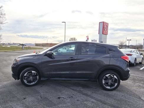 Used 2018 Honda HR-V EX image 12