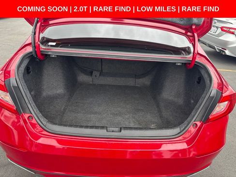 Used 2019 Honda Accord Sport image 11