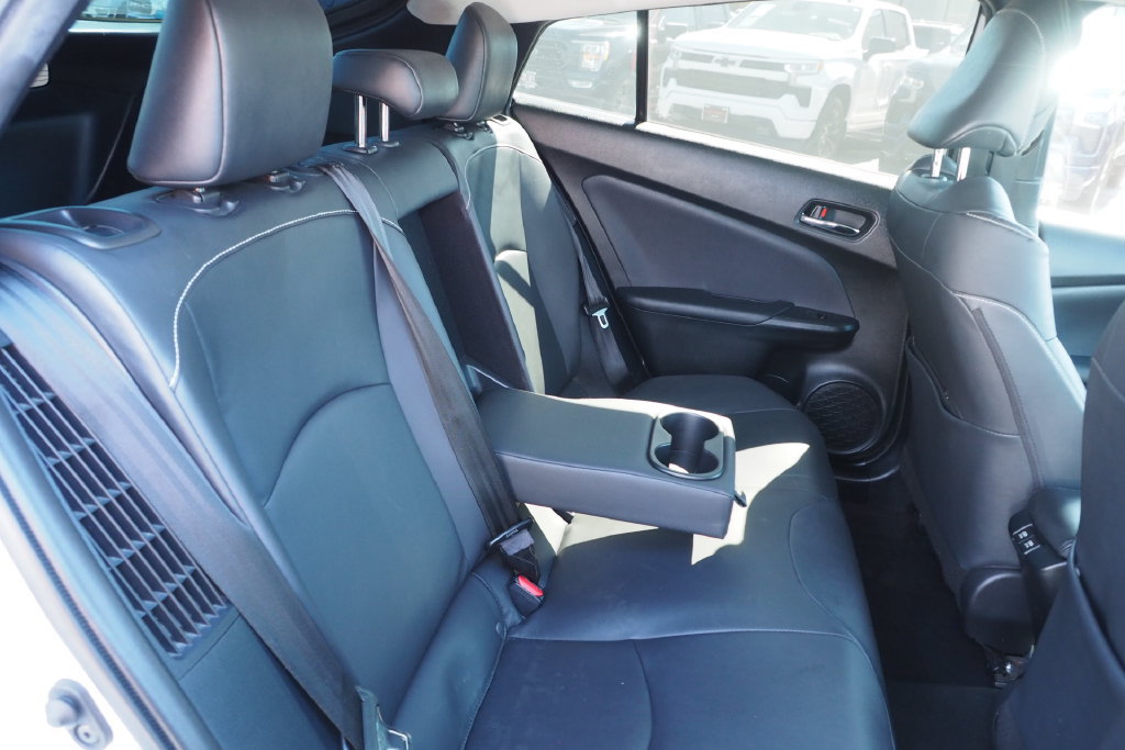 Used 2022 Toyota Prius Prime XLE FWD image 18