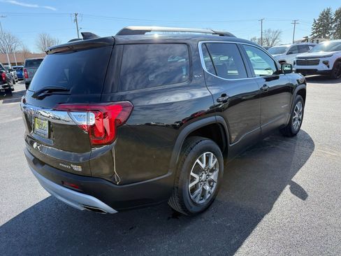 Used 2023 GMC Acadia SLT w/ Technology Package image 5