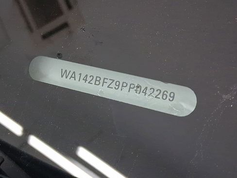 Certified 2023 Audi Q4 e-tron Prestige image 18