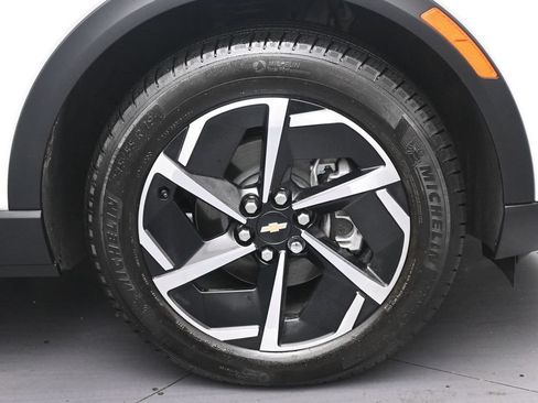 Used 2025 Chevrolet Equinox EV LT FWD image 31