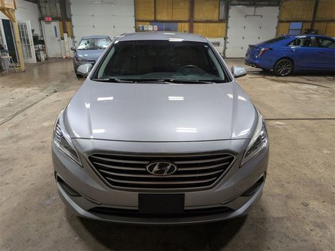 Used 2016 Hyundai Sonata SE image 8