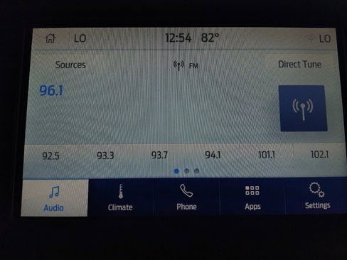 Used 2020 Ford Fusion SE FWD image 25