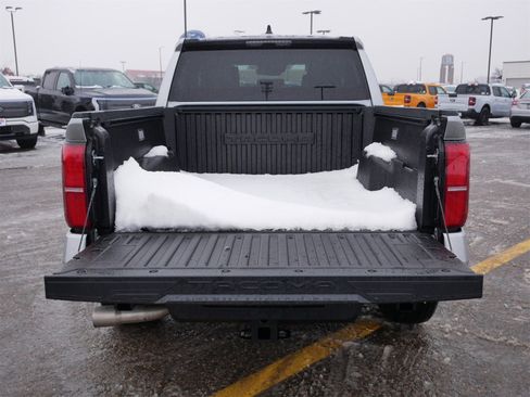 Used 2025 Toyota Tacoma SR5 image 11