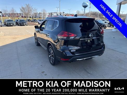 Used 2018 Nissan Rogue SL w/ Premium Package AWD/4WD image 3