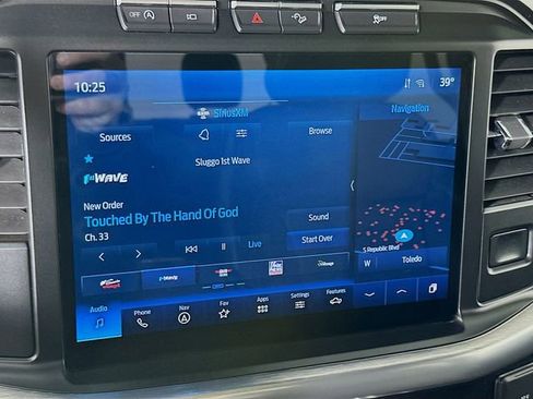 Certified 2021 Ford F150 Lariat w/ Equipment Group 502A High image 23