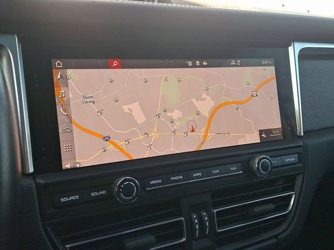 Used 2021 Porsche Macan GTS image 18