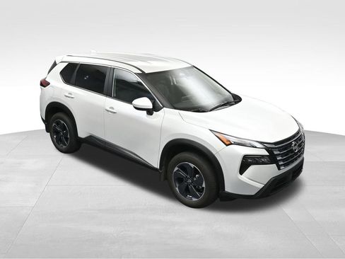 Used 2025 Nissan Rogue SV AWD/4WD image 24