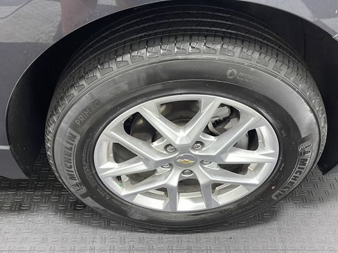 Used 2022 Chevrolet Equinox LT FWD image 19