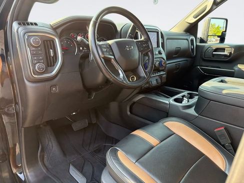 Used 2022 Chevrolet Silverado 2500 LTZ w/ Carhartt Edition AWD/4WD image 24