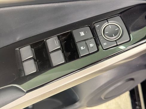 Used 2018 Lexus IS 300 w/ Comfort Package RWD image 20