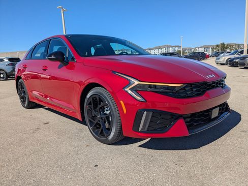 New 2026 Kia K5 GT-Line image 2