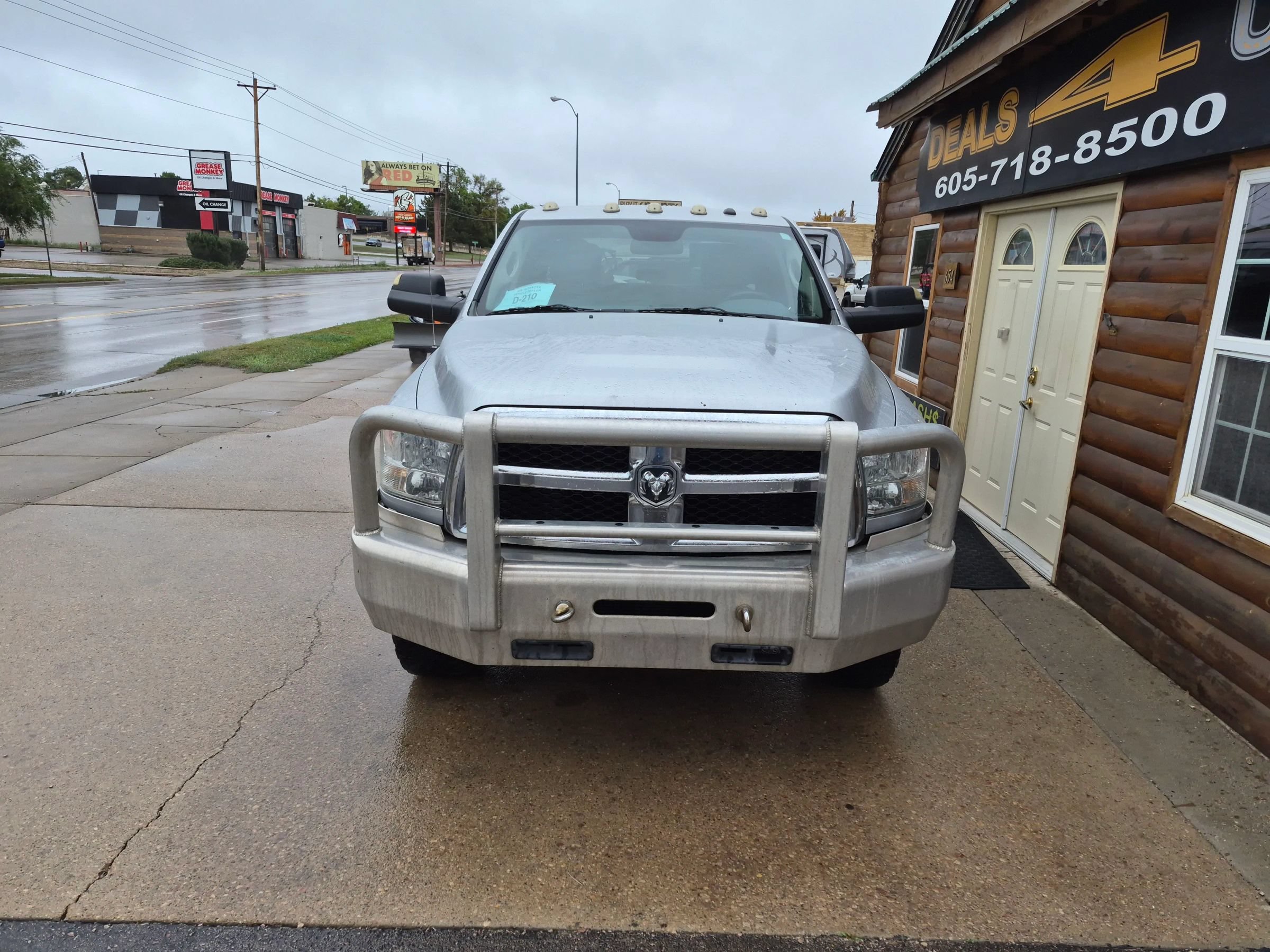 Used 2015 RAM 3500 Tradesman w/ Chrome Appearance Group AWD/4WD image 3
