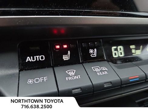 Used 2025 Toyota Camry XSE image 18