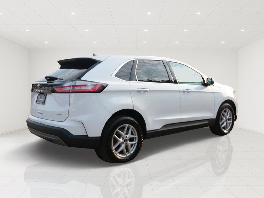 Used 2024 Ford Edge SEL w/ Convenience Package AWD/4WD image 6