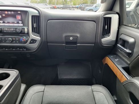 Used 2014 GMC Sierra 1500 SLT w/ Suspension Package, Off-Road AWD/4WD image 26