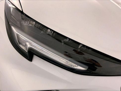 Used 2023 Buick Envision Essence AWD/4WD image 27