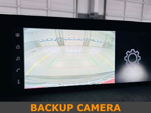 Used 2025 Nissan Kicks SV FWD image 7