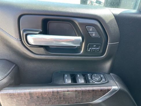 Used 2023 GMC Sierra 3500 Denali w/ Denali Ultimate Package AWD/4WD image 16