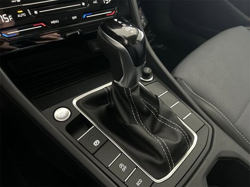 New 2026 Volkswagen Jetta SE image 27