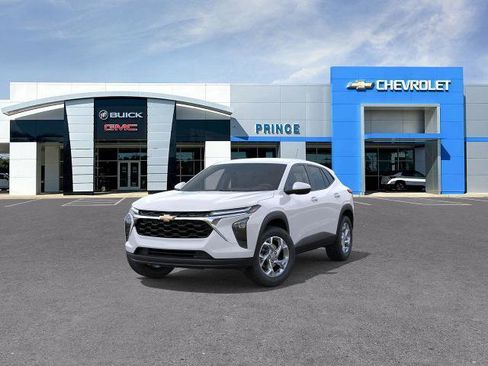 New 2026 Chevrolet Trax LS w/ LS Convenience Package image 41