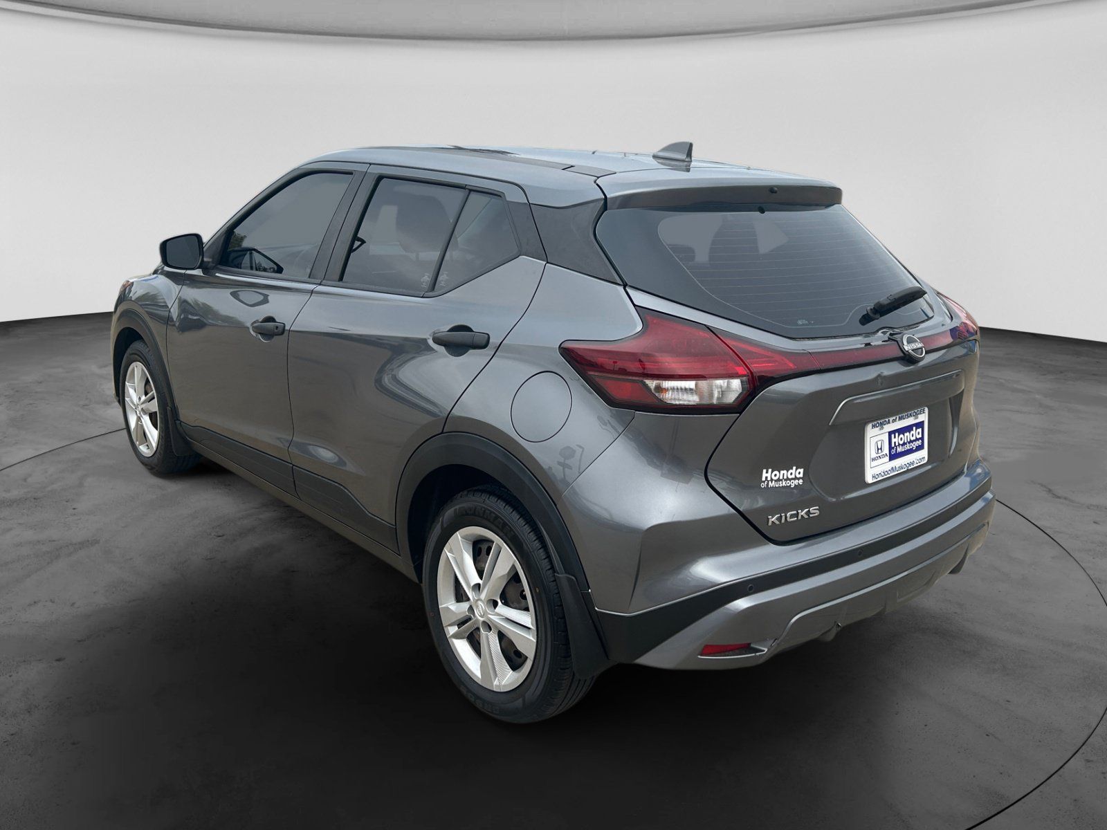 Used 2022 Nissan Kicks S FWD image 21