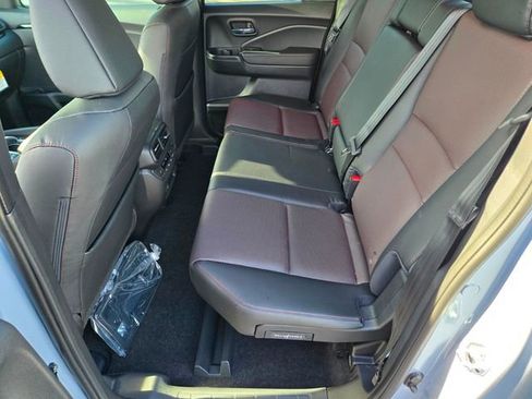 New 2026 Honda Ridgeline Black Edition image 8
