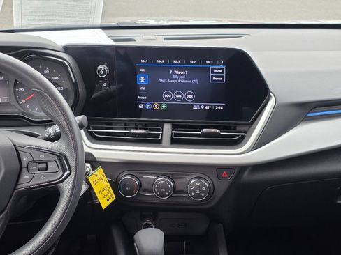 Certified 2024 Chevrolet Trax LS w/ Driver Confidence Package image 30