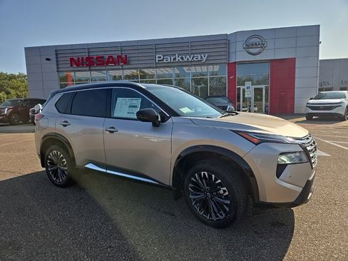 New 2026 Nissan Rogue Platinum w/ Platinum Premium Package image 1