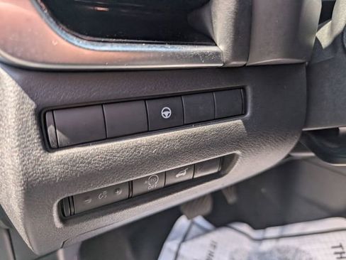 Certified 2023 Nissan Rogue SL AWD/4WD image 16