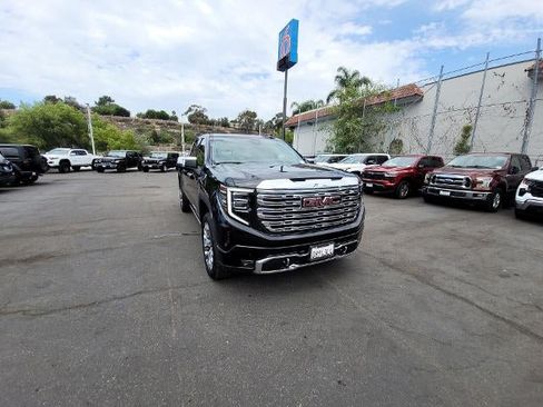 Used 2026 GMC Sierra 1500 Denali w/ Denali Reserve Package AWD/4WD image 2