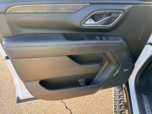 Used 2021 Chevrolet Tahoe Z71 AWD/4WD image 16