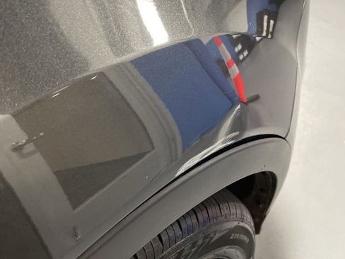 Used 2017 Ford Escape Titanium FWD image 29