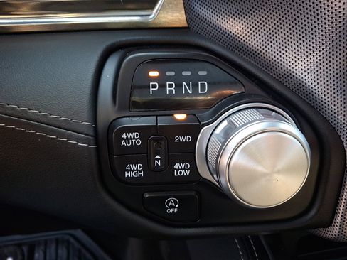 Used 2021 RAM 1500 Limited AWD/4WD image 15