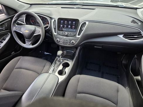 Used 2024 Chevrolet Malibu LT FWD image 16
