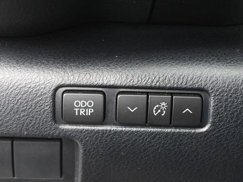 Used 2022 Lexus IS 350 F Sport w/ Accessory Package RWD image 17