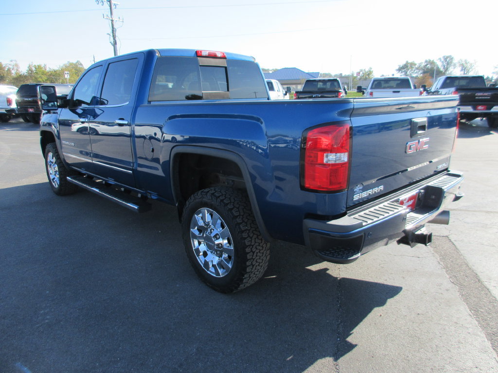 Certified 2017 GMC Sierra 2500 Denali w/ Duramax Plus Package AWD/4WD image 10