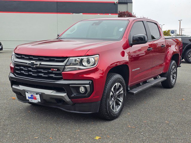 Used 2021 Chevrolet Colorado Z71 w/ Safety Package AWD/4WD image 7