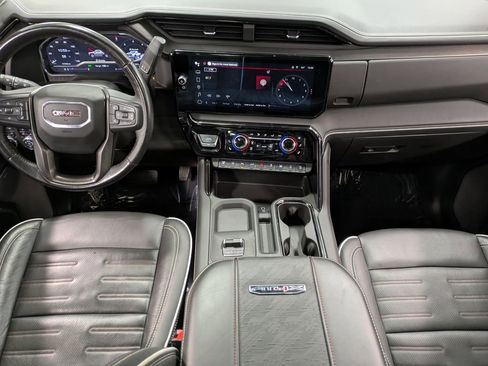 Used 2025 GMC Sierra 2500 AT4X AWD/4WD image 24
