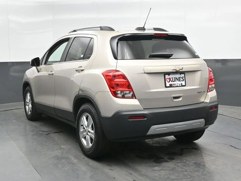 Used 2016 Chevrolet Trax LT w/ LT Convenience Package FWD image 10